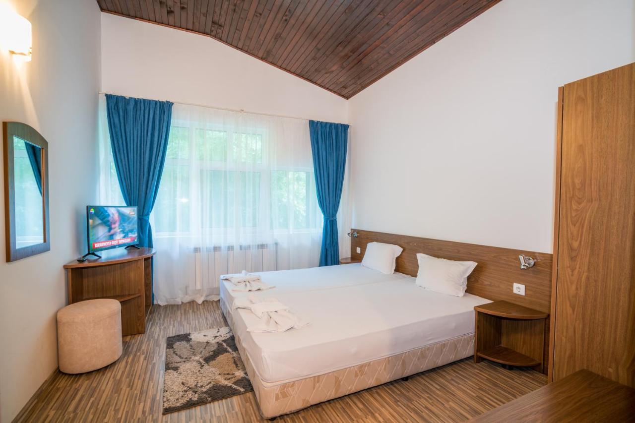 Family Park Hotel Kyoshkove Шумен Екстер'єр фото