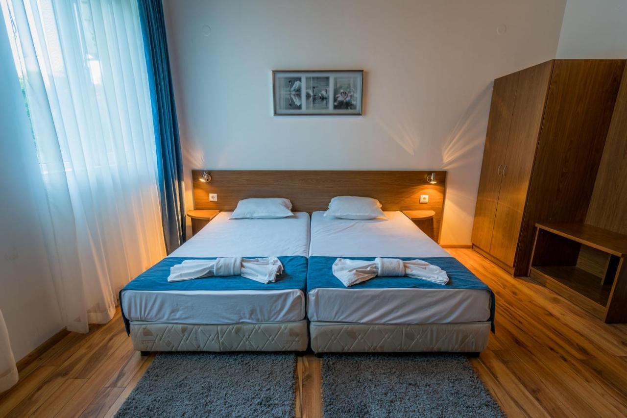 Family Park Hotel Kyoshkove Шумен Екстер'єр фото