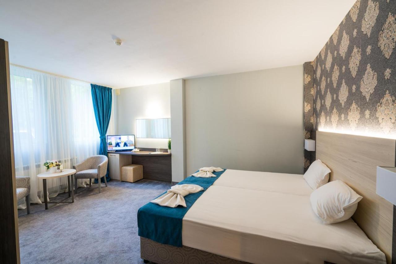 Family Park Hotel Kyoshkove Шумен Екстер'єр фото