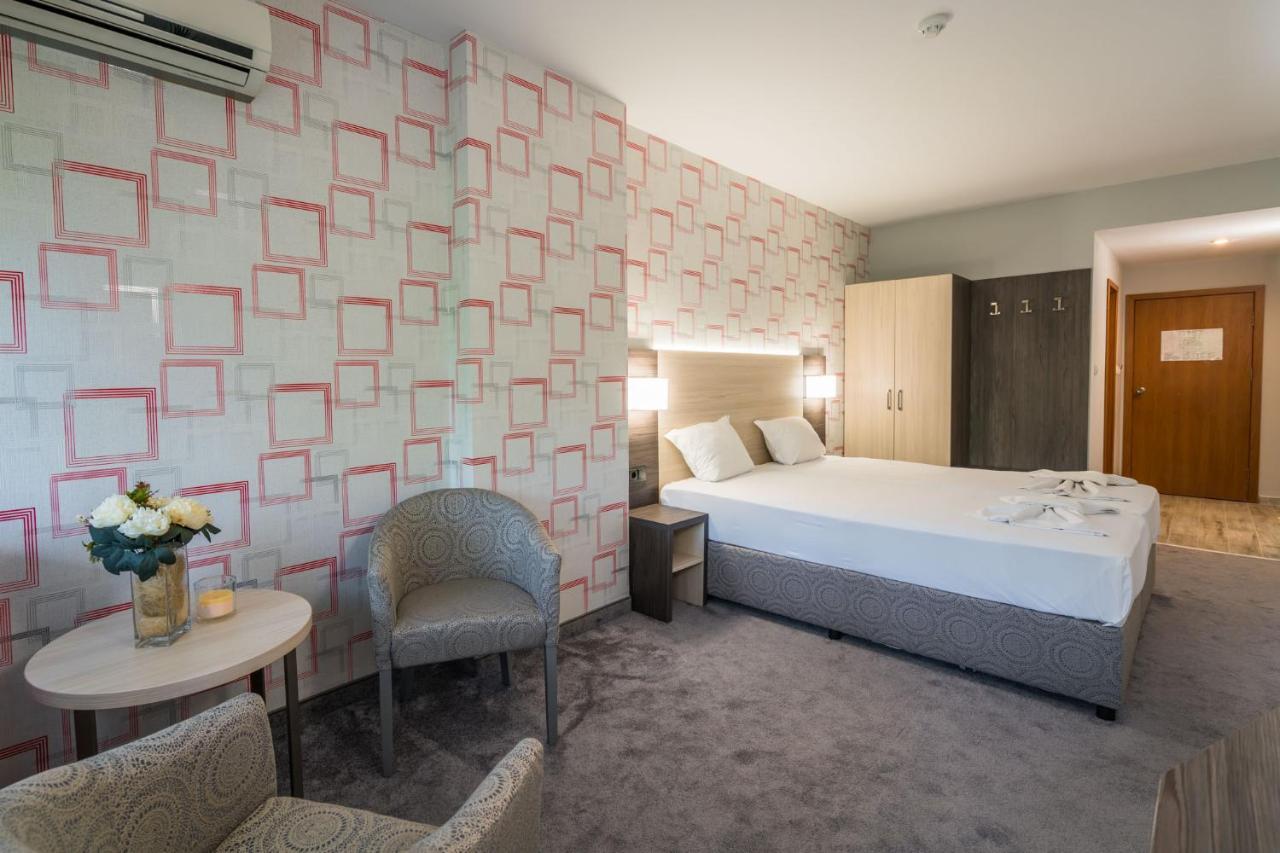 Family Park Hotel Kyoshkove Шумен Екстер'єр фото